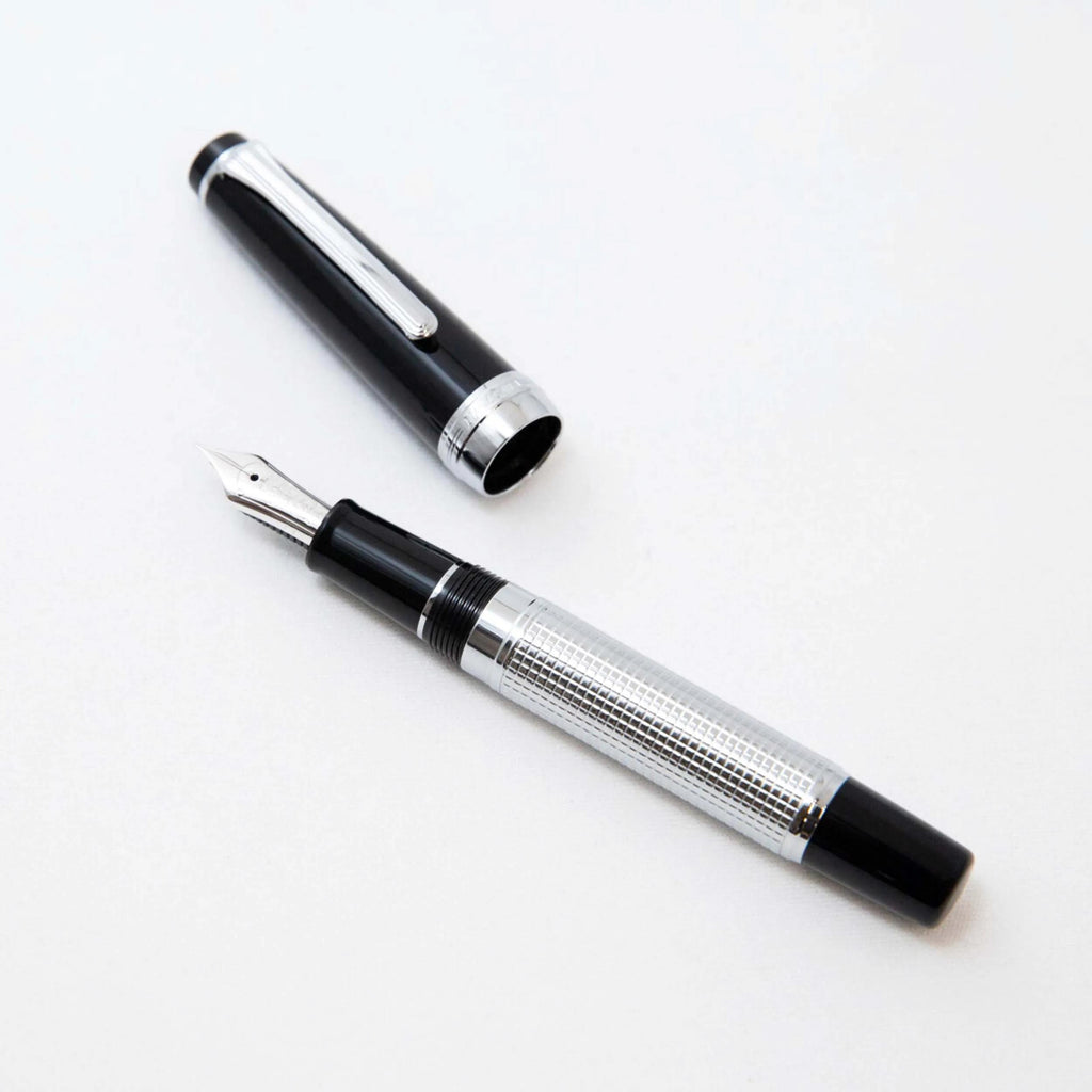 NAGASAWA Exclusive, Engrave-KOU, 14K Gold, Sailor Fountain Pen with Weather Vane Engraving