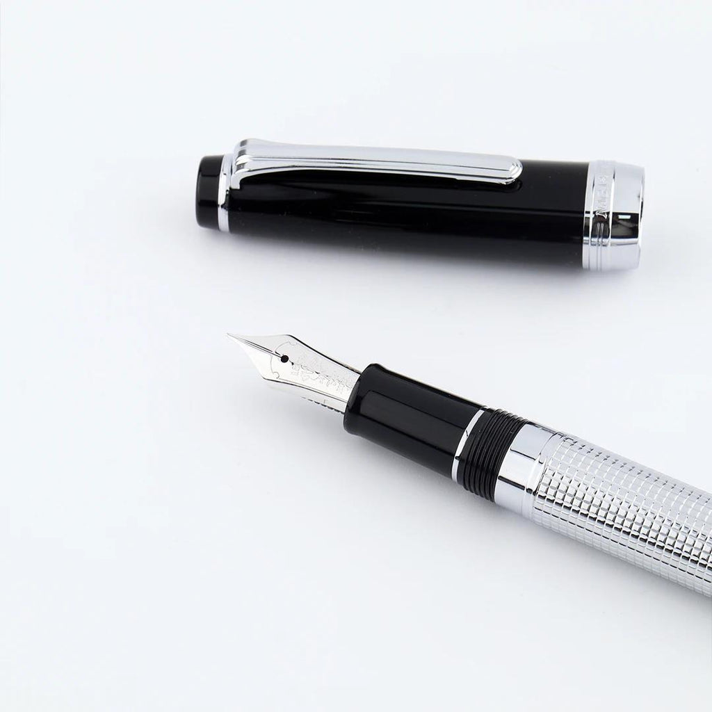 NAGASAWA Exclusive, Engrave-KOU, 14K Gold, Sailor Fountain Pen with Weather Vane Engraving