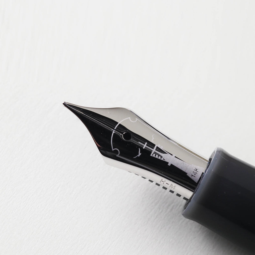 Nagasawa Renga Soko Store 9th Anniversary Commemorative Edition, 14K Gold Short-version Sailor Fountain Pen