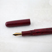 Eboya Emuya 萌芽 HOUGA / 方舟 HAKOBUNE M Model - Exclusive Russet Pattern Shade: Hard Rubber Fountain Pen with 14K Gold Nib