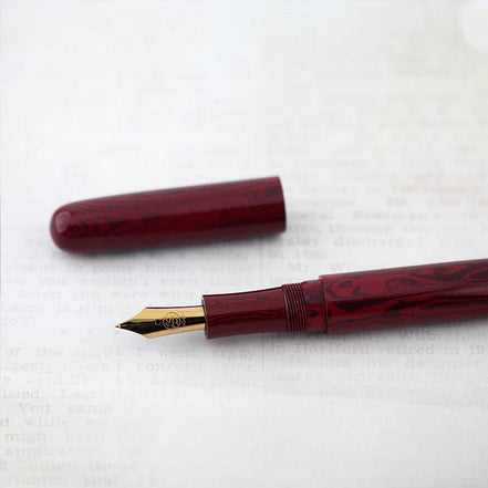 Eboya Emuya 萌芽 HOUGA / 方舟 HAKOBUNE M Model - Exclusive Russet Pattern Shade: Hard Rubber Fountain Pen with 14K Gold Nib