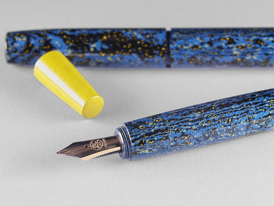 Eboya Brand - 木笛 KOBUE Series Fountain Pen Limited-Edition Colors: Crimson Heart, Breeze, Deep Sea, Starry Sky | Hard Rubber Body | 14K Gold Nib