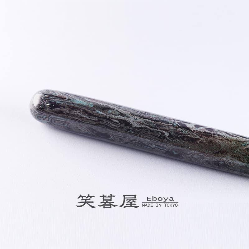 Eboya Brand - 萌芽 HOUGA Series Fountain Pen L size | Limited-Edition Color: Ink Black | Hard Rubber Body | 14K Gold Nib