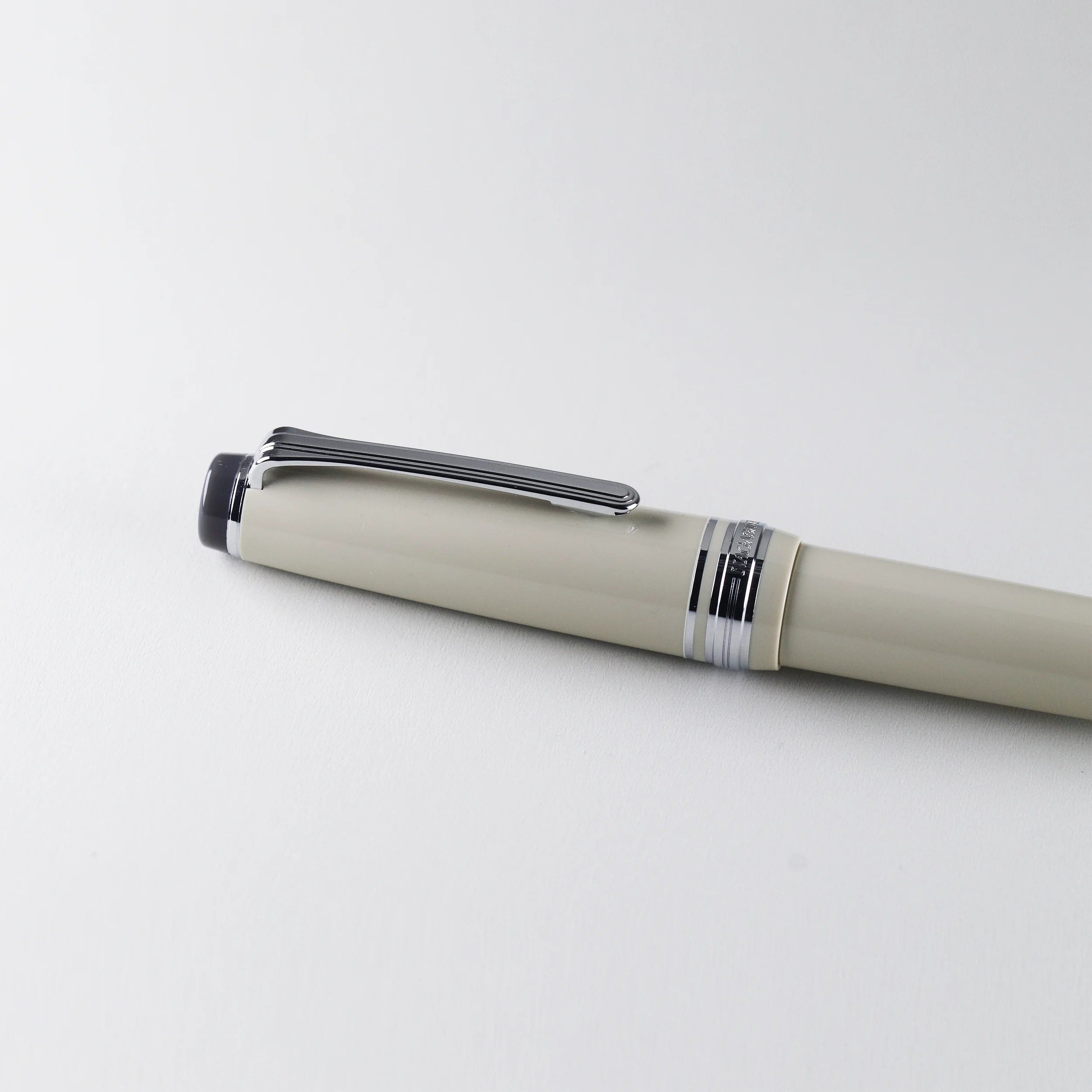 Nagasawa Renga Soko Store 9th Anniversary Commemorative Edition, 14K Gold Short-version Sailor Fountain Pen