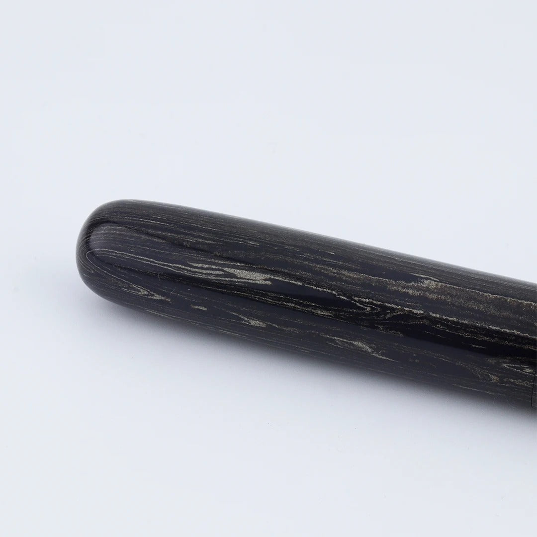 Eboya Emuya 萌芽 HOUGA / 方舟 HAKOBUNE M Model - Exclusive Black Divine Dragon Edition: Hard Rubber Fountain Pen with 14K Gold Nib