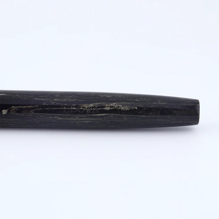 Eboya Emuya 萌芽 HOUGA / 方舟 HAKOBUNE M Model - Exclusive Black Divine Dragon Edition: Hard Rubber Fountain Pen with 14K Gold Nib
