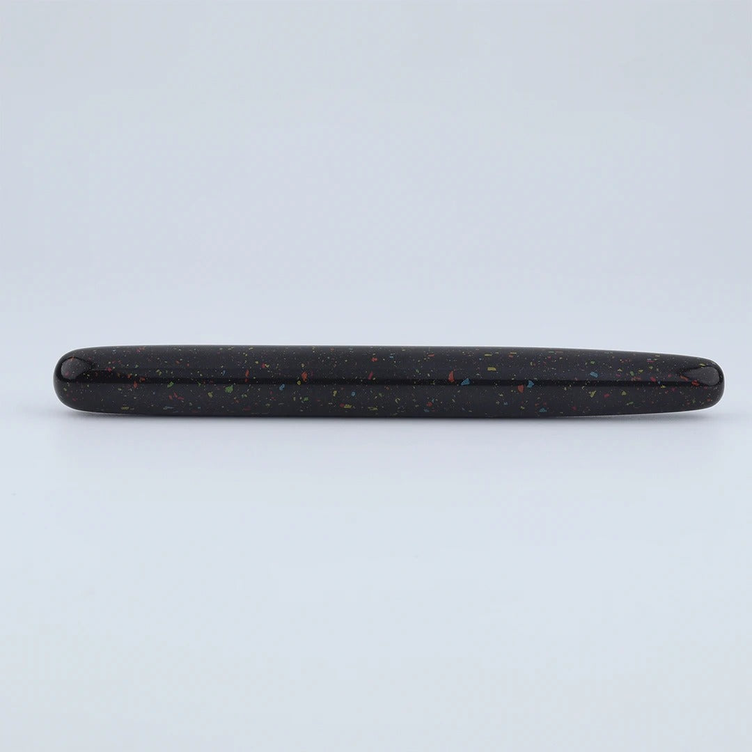 Eboya Emuya 萌芽 HOUGA / 方舟 HAKOBUNE M Model - Exclusive Hanabi Pattern Edition: Hard Rubber Fountain Pen with 14K Gold Nib