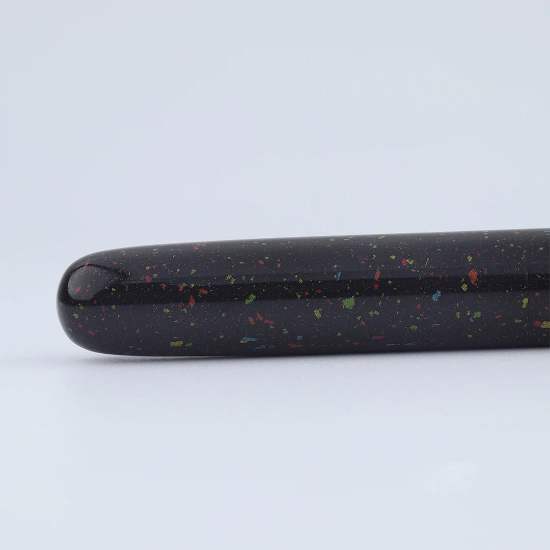Eboya Emuya 萌芽 HOUGA / 方舟 HAKOBUNE M Model - Exclusive Hanabi Pattern Edition: Hard Rubber Fountain Pen with 14K Gold Nib