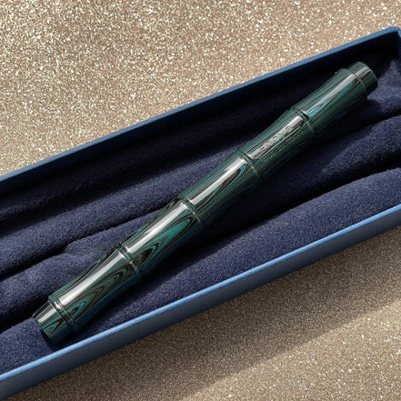 Eboya 立竹 RICCHIKU Fountain Pen Available in Multiple Colors & Nib Styles, Hard Rubber Body, 14K Gold Nib