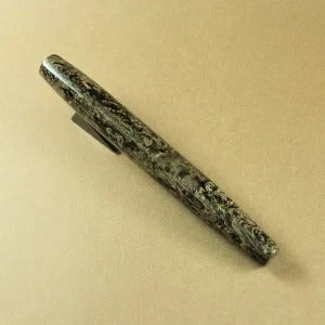 Eboya Brand - Ark Series Fountain Pens Hard Rubber Body | 14K Gold Nib | Multiple Colors & Nib Grades