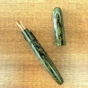 Eboya Brand - 宝珠 HOUJU Series Fountain Pens Hard Rubber Body | 14K Gold Nib | Multiple Colors & Nib Grades