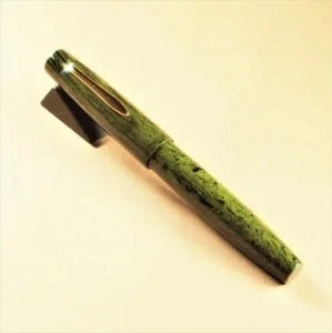 Eboya Brand - 棗 NATSUME Series Fountain Pens Hard Rubber Body | 14K Gold Nib | Multiple Colors & Nib Grades