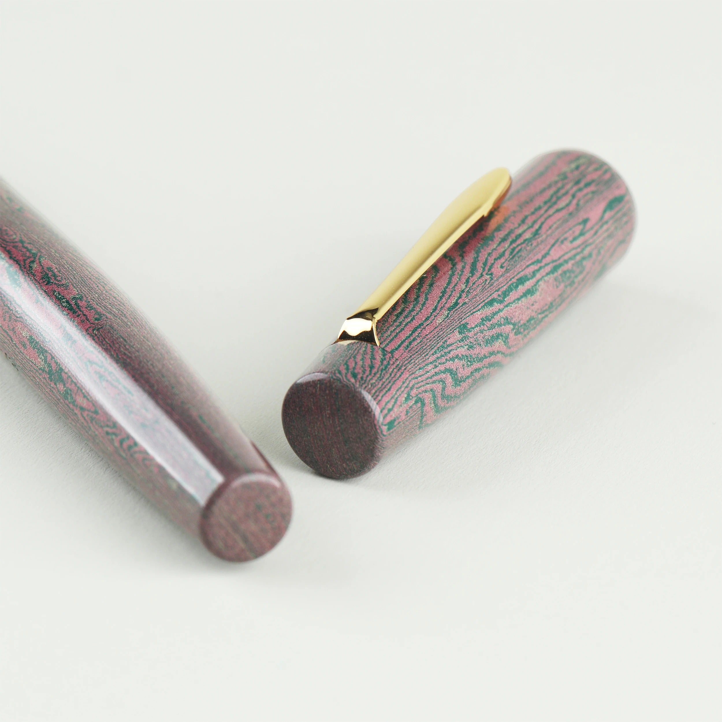 Eboya Brand - 棗 NATSUME Series Fountain Pen M size | Limited-Edition Color: Lotus Breeze | Hard Rubber Body | 14K Gold Nib