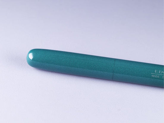 Eboya Brand - 宝珠 HOUJU Series Fountain Pen M size | Limited-Edition Colors: Indigo & Green | Hard Rubber Body | 14K Gold Nib