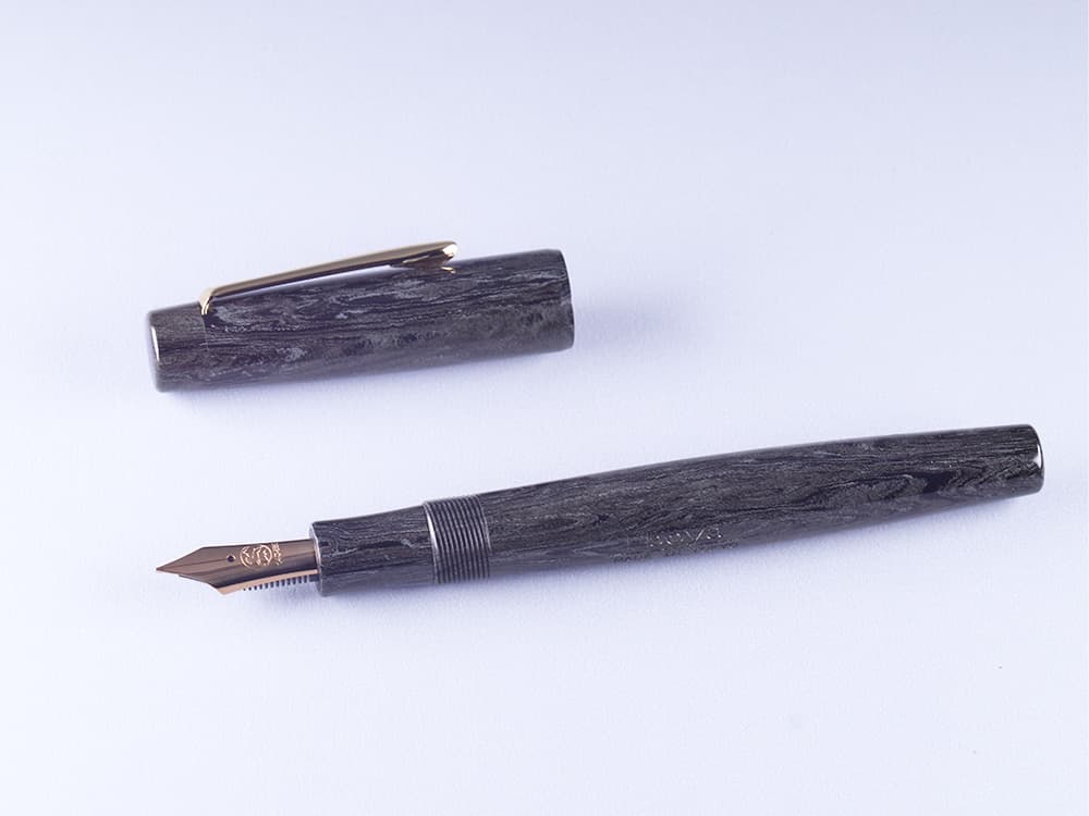 Eboya Brand - Zao Series Fountain Pen M Nib | Limited-Edition Color: Black Layered Finish | Hard Rubber Body | 14K Gold Nib