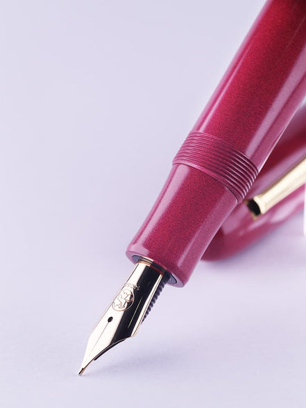 Eboya Brand - 宝珠 HOUJU Series Fountain Pen L size | Limited-Edition Color: Cherry Red | Hard Rubber Body | 14K Gold Nib