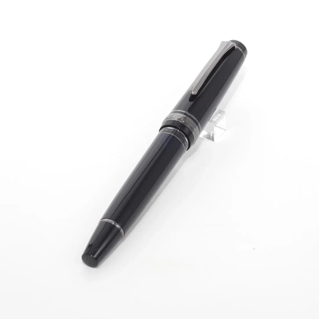 BUNGUBOX Limited Edition 2024 Silent Night Raden Crown Piston-filling 18K Gold Sailor Fountain Pen