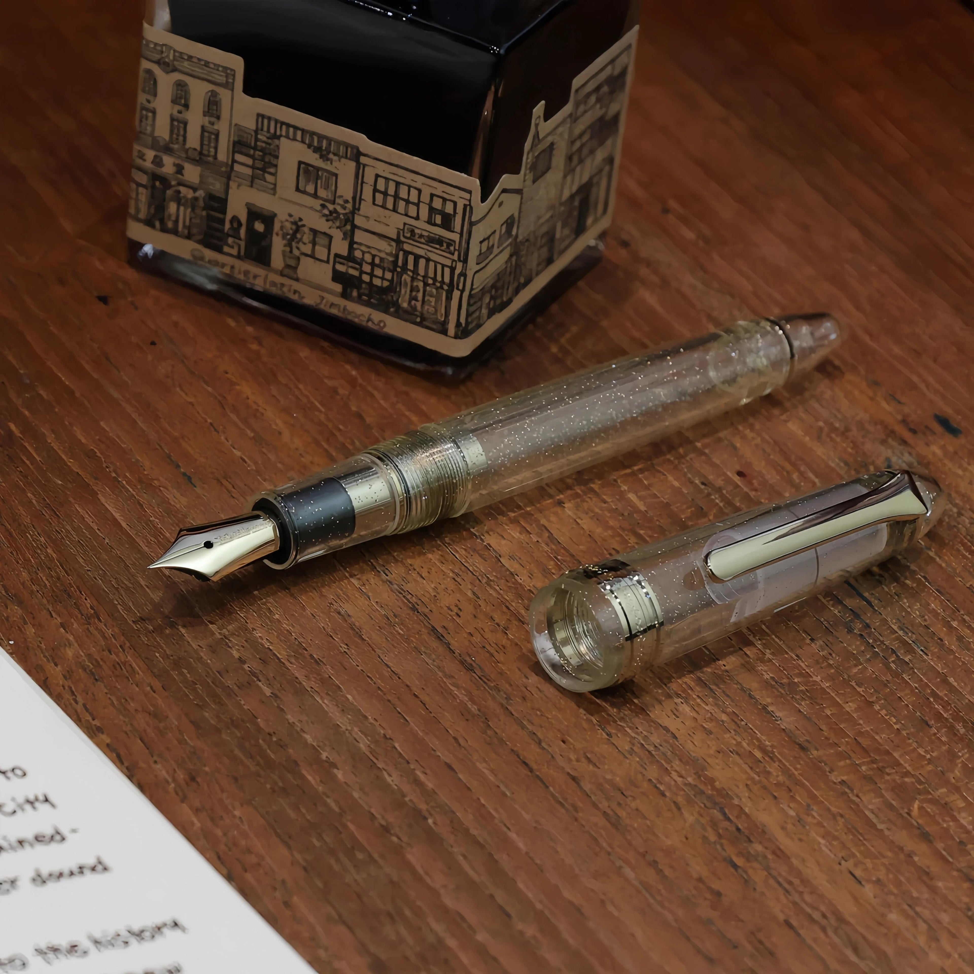 BUNGUBOX Limited Edition Kinka 14K Gold Sailor Medium Fountain Pen