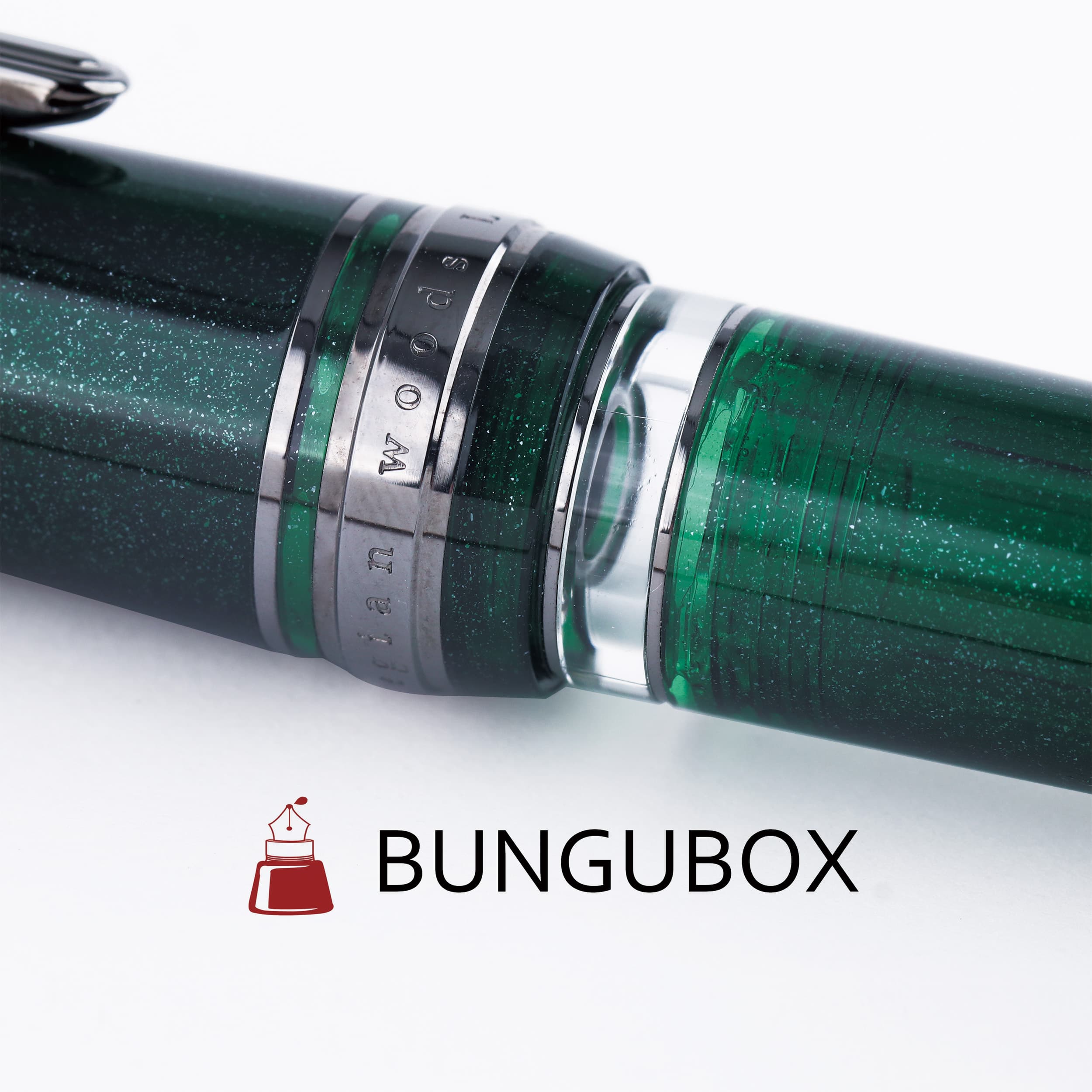 BUNGUBOX Original Large Fountain Pen Norwegian Wood 18K Gold Low Center of Gravity Section