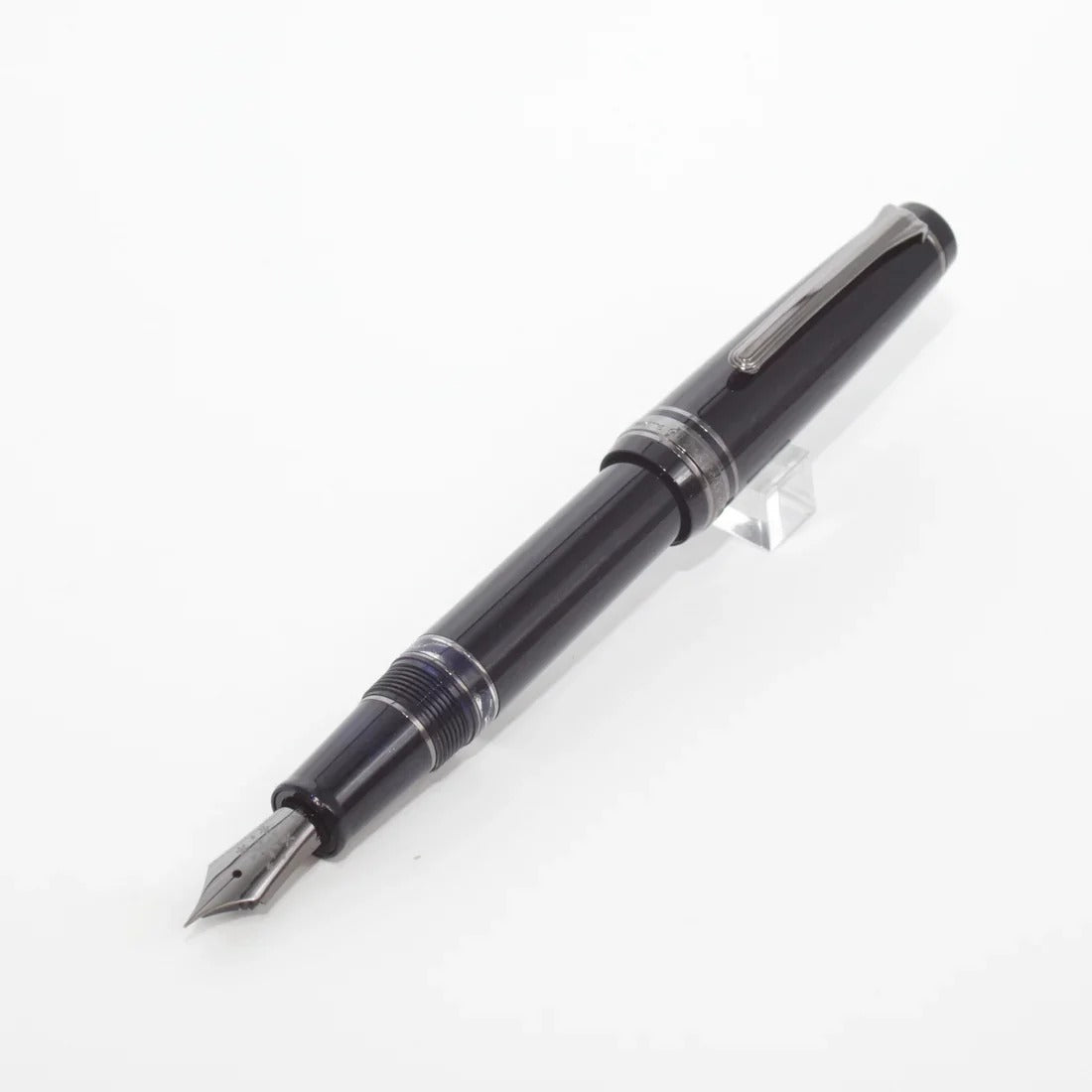 BUNGUBOX Limited Edition 2024 Silent Night Raden Crown Piston-filling 18K Gold Sailor Fountain Pen