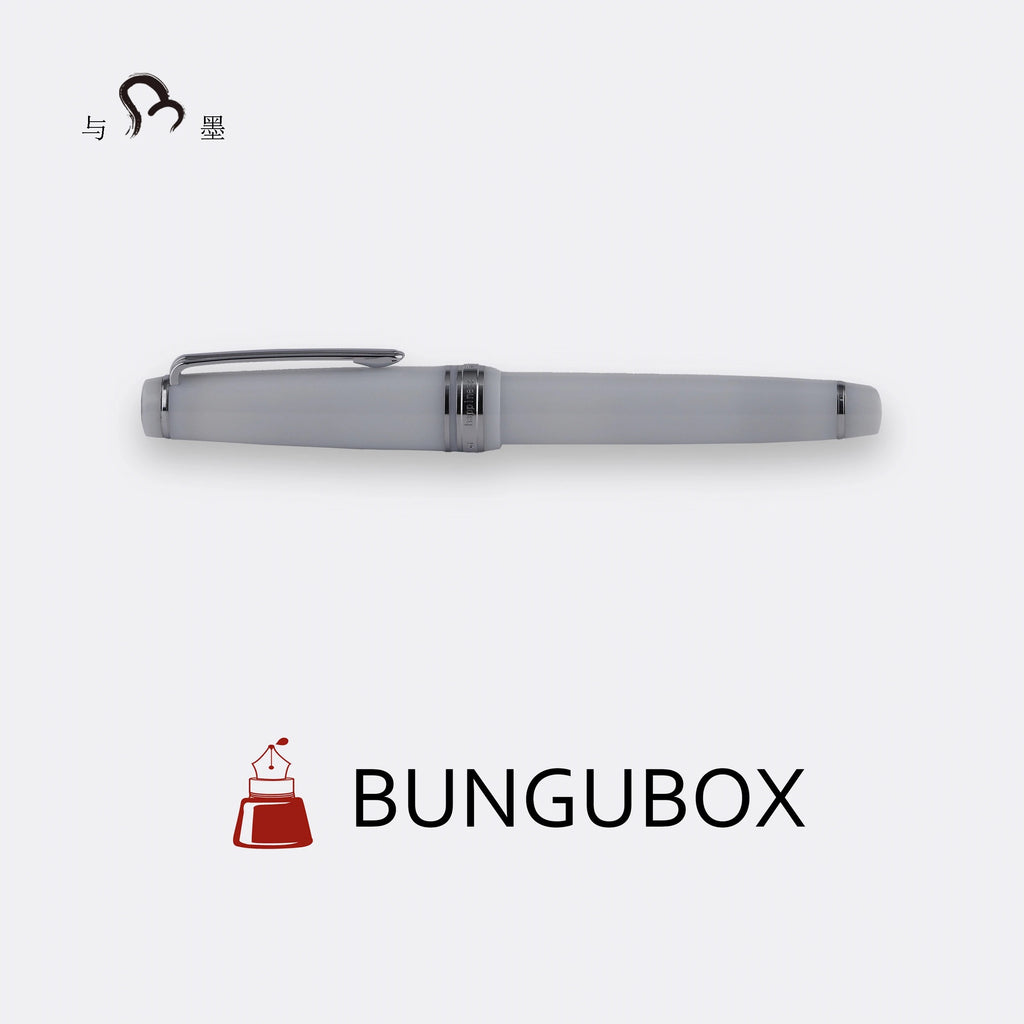 BUNGUBOX Limited Edition First Love 14K Gold Mother-of-Pearl Crown Sailor Standard Model Fountain Pen
