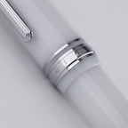 BUNGUBOX Limited Edition First Love 14K Gold Mother-of-Pearl Crown Sailor Standard Model Fountain Pen