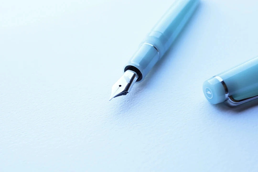 Limited Edition Kyoon Neiro Hishoku Fountain Pen, 21K Gold - Sailor Large Size