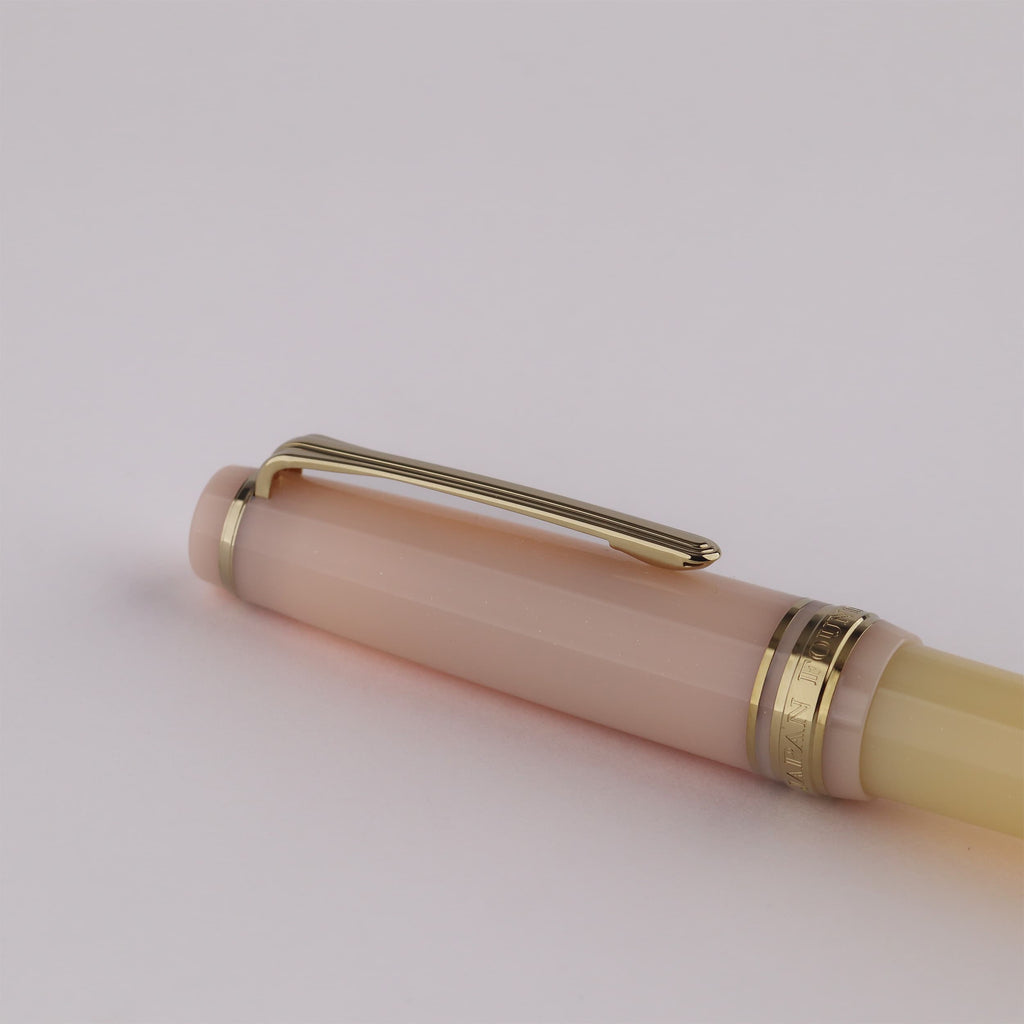 Kinokuniya Bookstore Exclusive - Sora Series, Season 1: Sunset Glow 14K Gold Sailor Medium-sized Fountain Pen