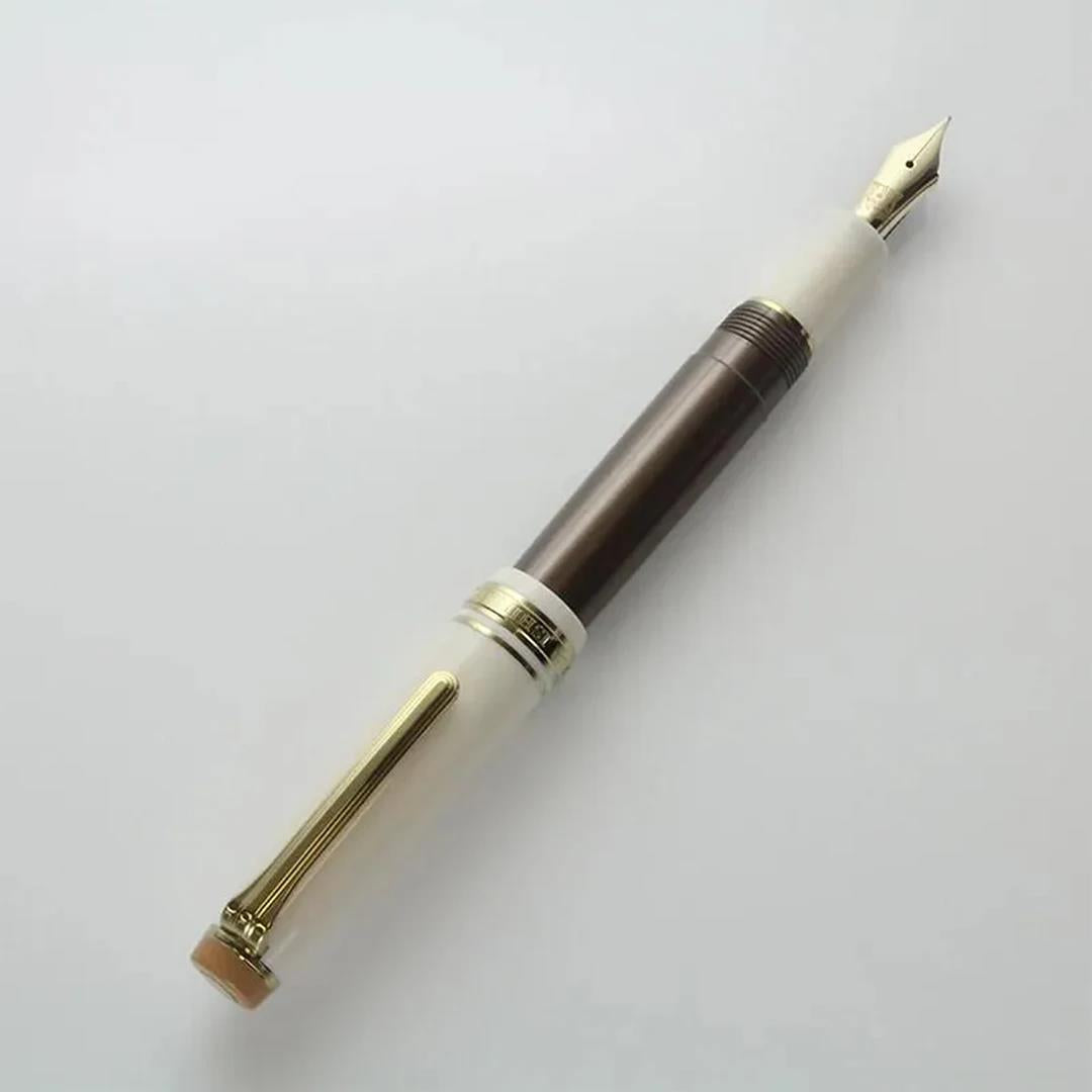 Sakamoto Bundo-do Limited Edition Nagasaki Scenery Series Fountain Pen, Tsushima Wildcat Brown, Flat-top Version, 14K Gold, Sailor Fountain Pen