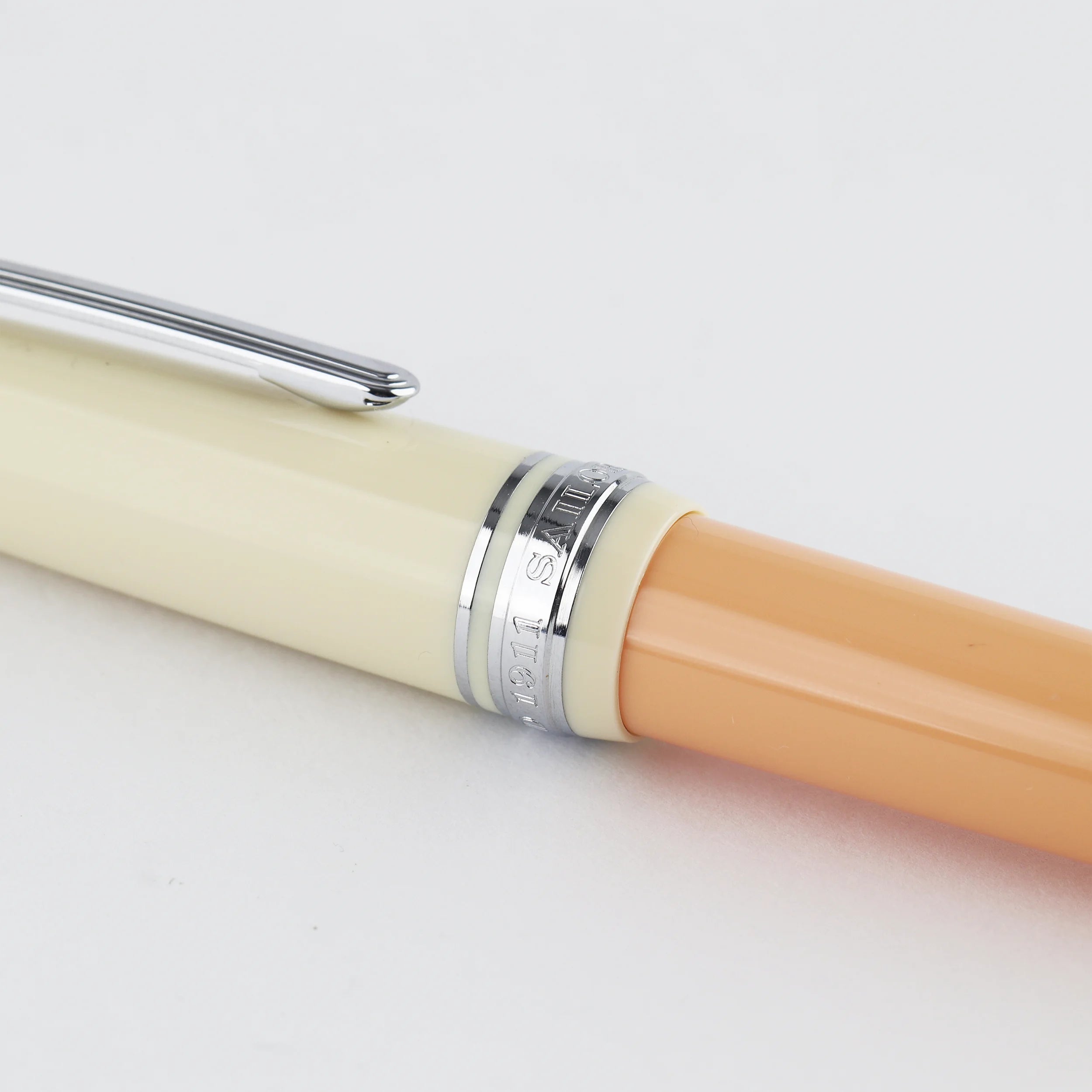 Seibu Ikebukuro Limited Soda Orange 14K Gold Sailor Fountain Pen Medium Nib | Numbered Edition