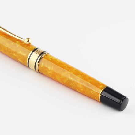 Aurora Optima Sole 14K Gold Nib Fountain Pen