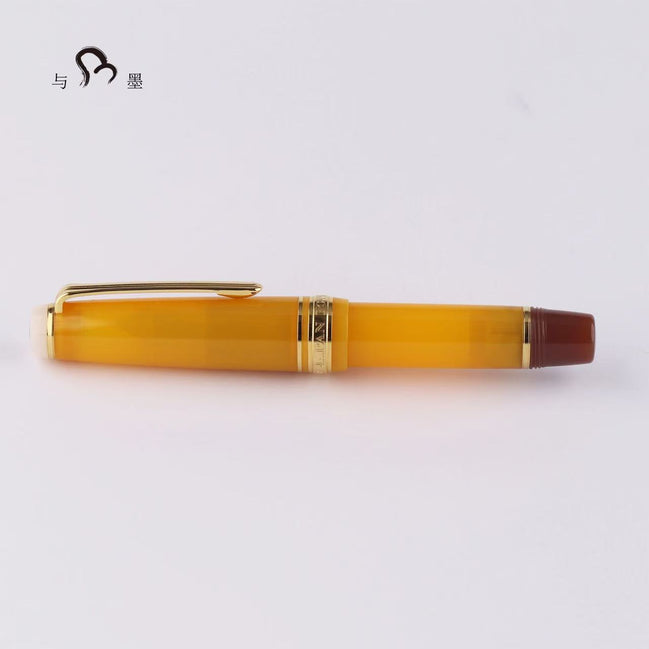 Kingdom Note Limited Edition x Sailor "Sea Rabbit" Orange 14K Gold Nib Short Fountain Pen