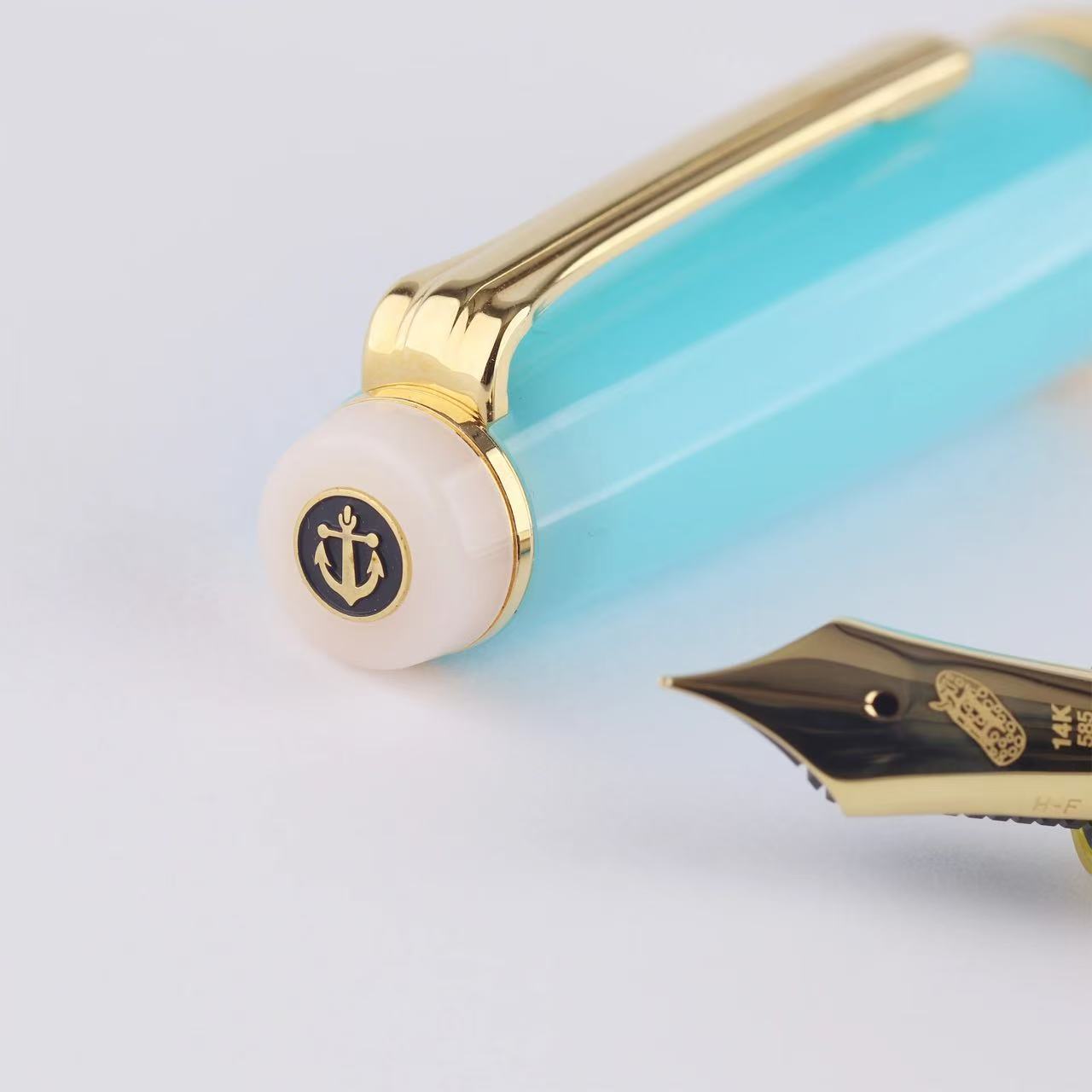 Kingdom Note Limited Edition x Sailor Sea Rabbit Blue 14K Gold Nib Short Fountain Pen