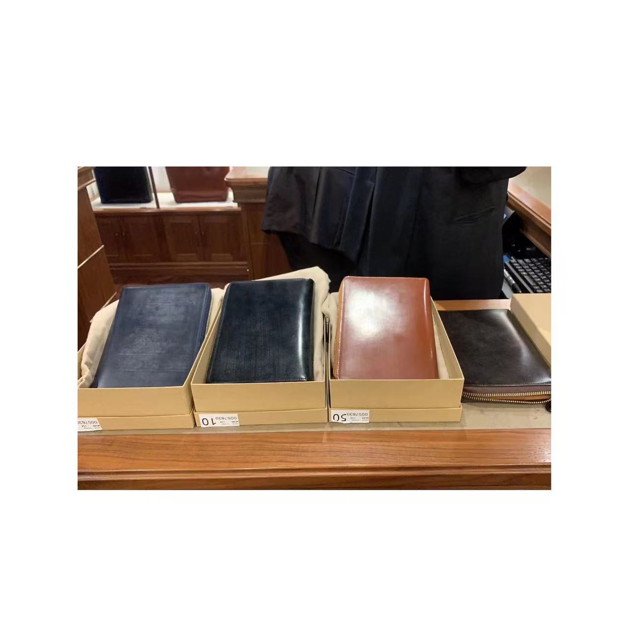 Ganzo A6 Holy Book ZIP Leather Journal