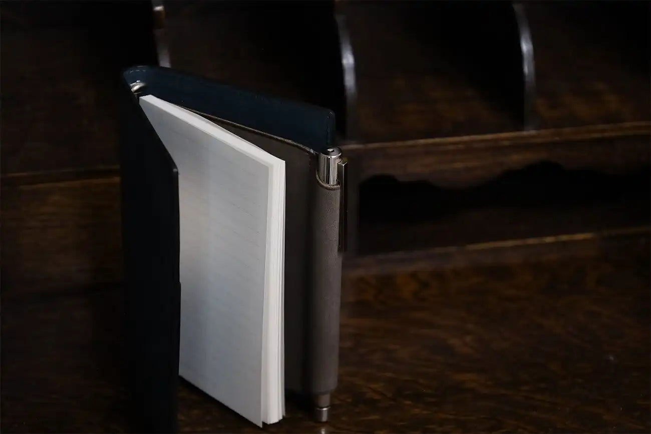 Shinari Limited Edition Pocket M6 Bi-Fold Square Leather Notebook, 11mm Ring Size