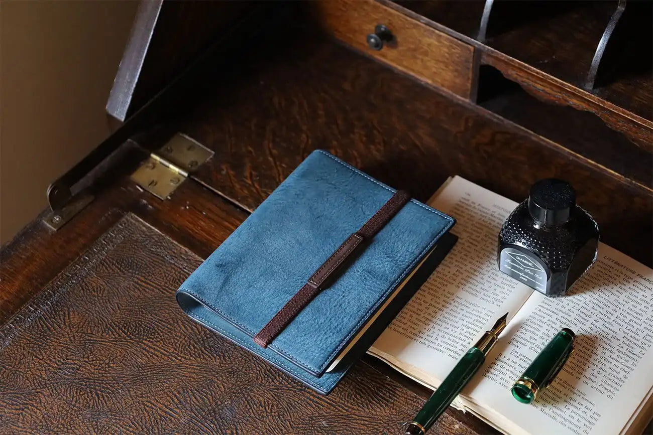 Shinari Limited Edition M6 Bi-Fold Alaska Leather Notebook, 20mm Ring Size