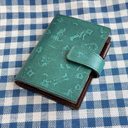 In Stock 2025 Itoya Agenda Salon Limited ASHFORD M5 Alice Button Italian Leather Notebook