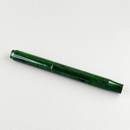 Eboya 湧然 YUZEN Regular Color Kunpu / Shenlong Ebonite 14K Gold Fountain Pen
