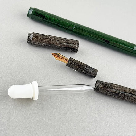 Eboya 湧然 YUZEN Regular Color Kunpu / Shenlong Ebonite 14K Gold Fountain Pen